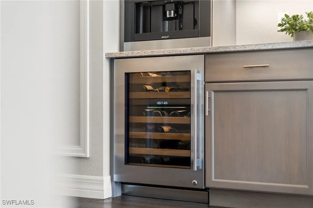 4605 Azalea Drive Naples FL 34119