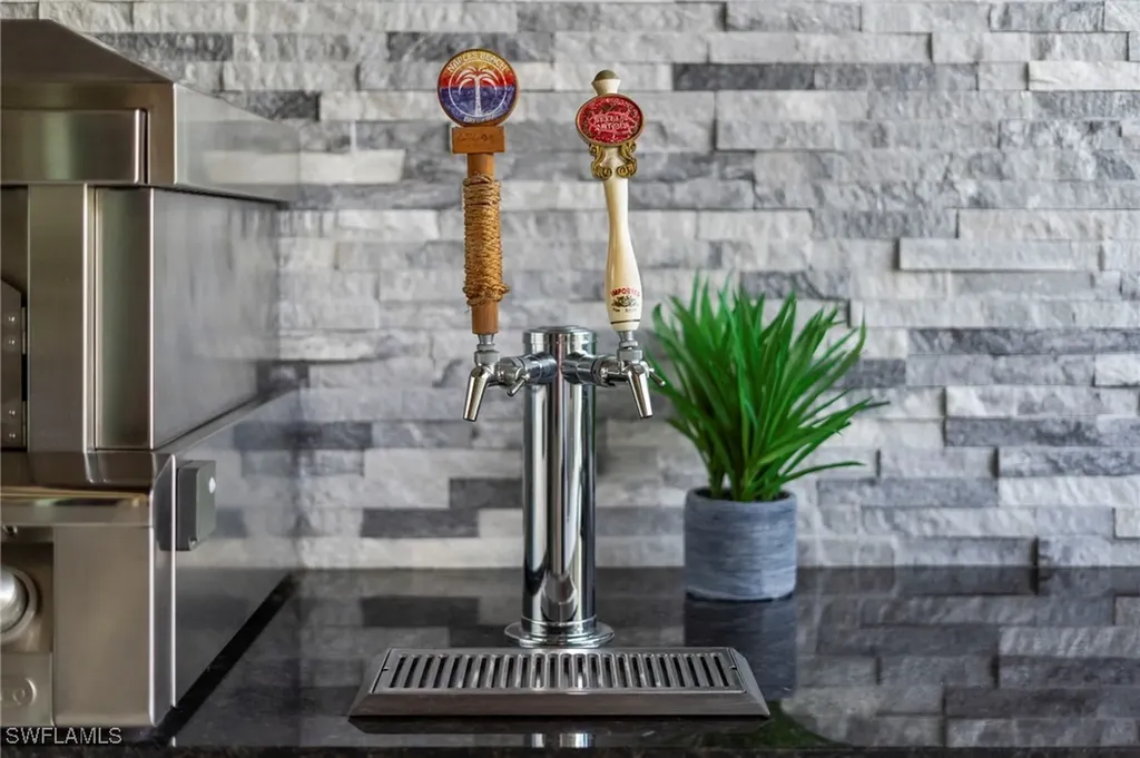 4605 Azalea Drive Naples FL 34119