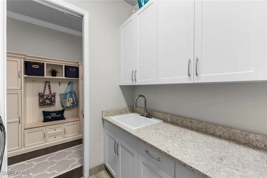4605 Azalea Drive Naples FL 34119
