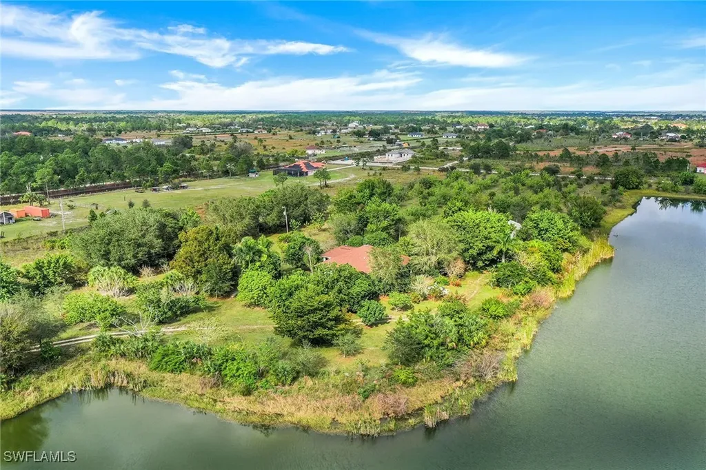 3965 56th Avenue NE Naples FL 34120