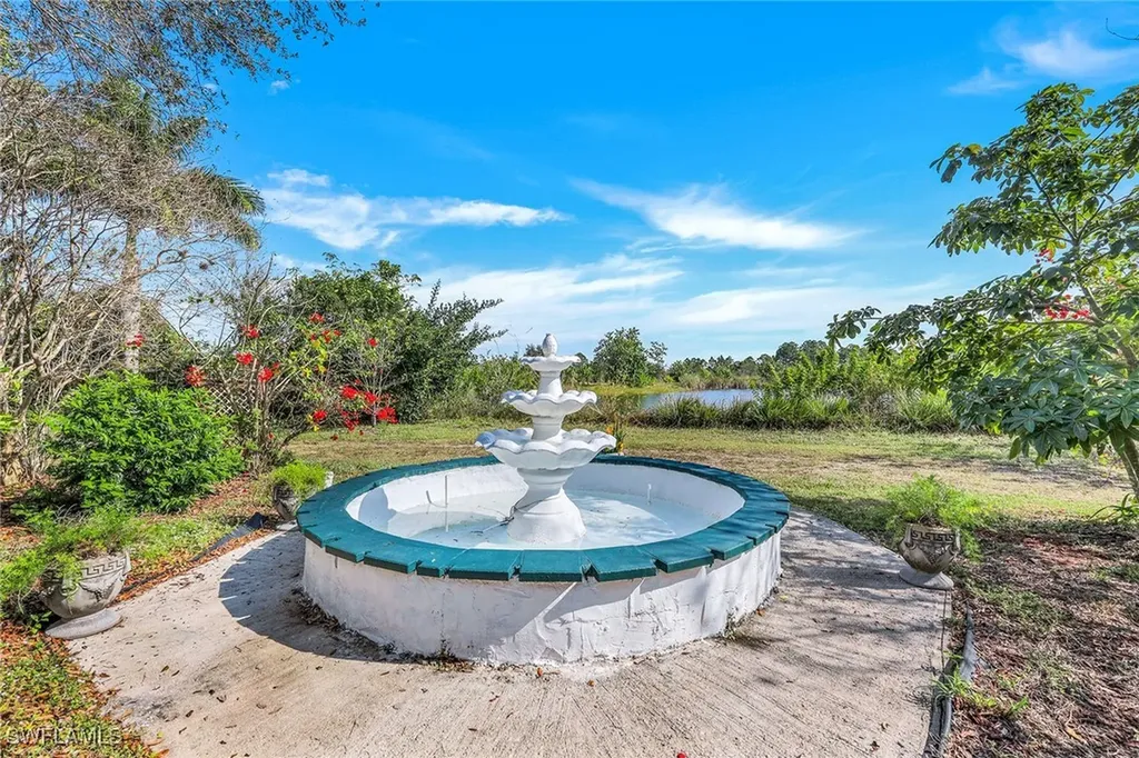 3965 56th Avenue NE Naples FL 34120