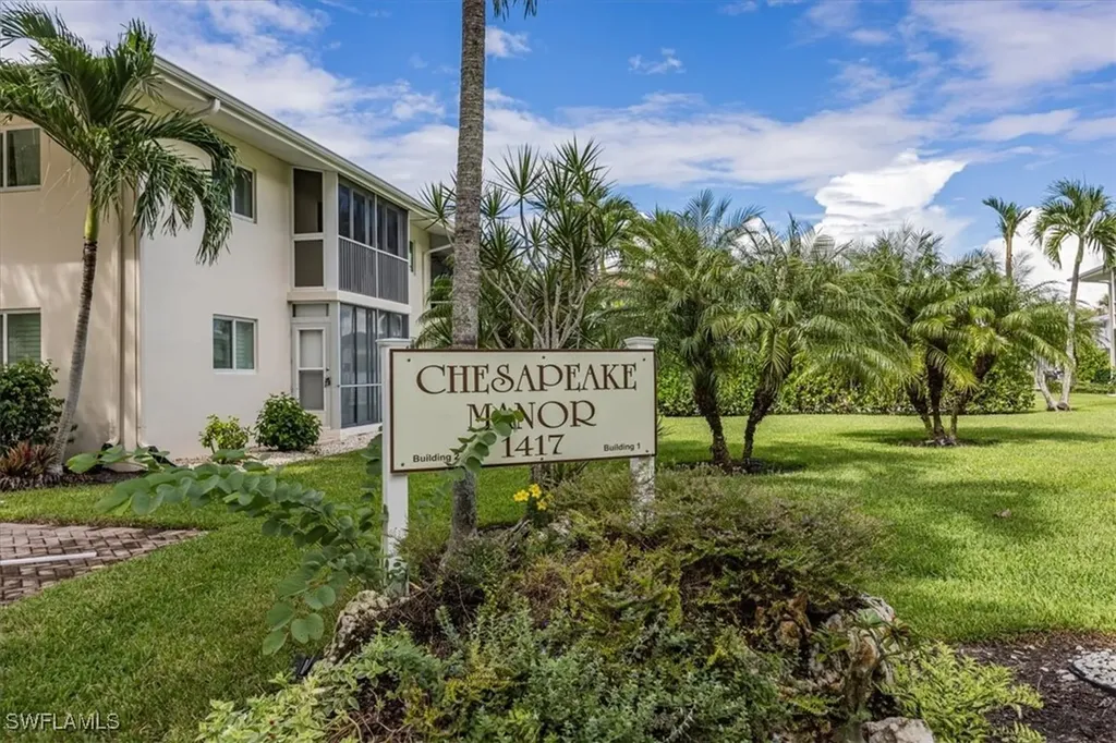 Naples FL, 1417 Chesapeake Avenue, Unit 106