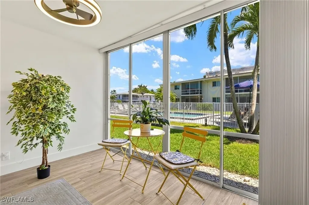 1417 Chesapeake Avenue Naples FL 34102