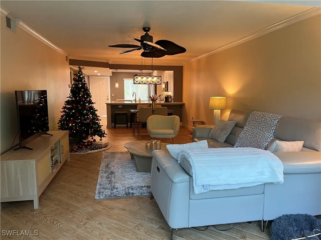 3051 Sandpiper Bay Circle Naples FL 34112