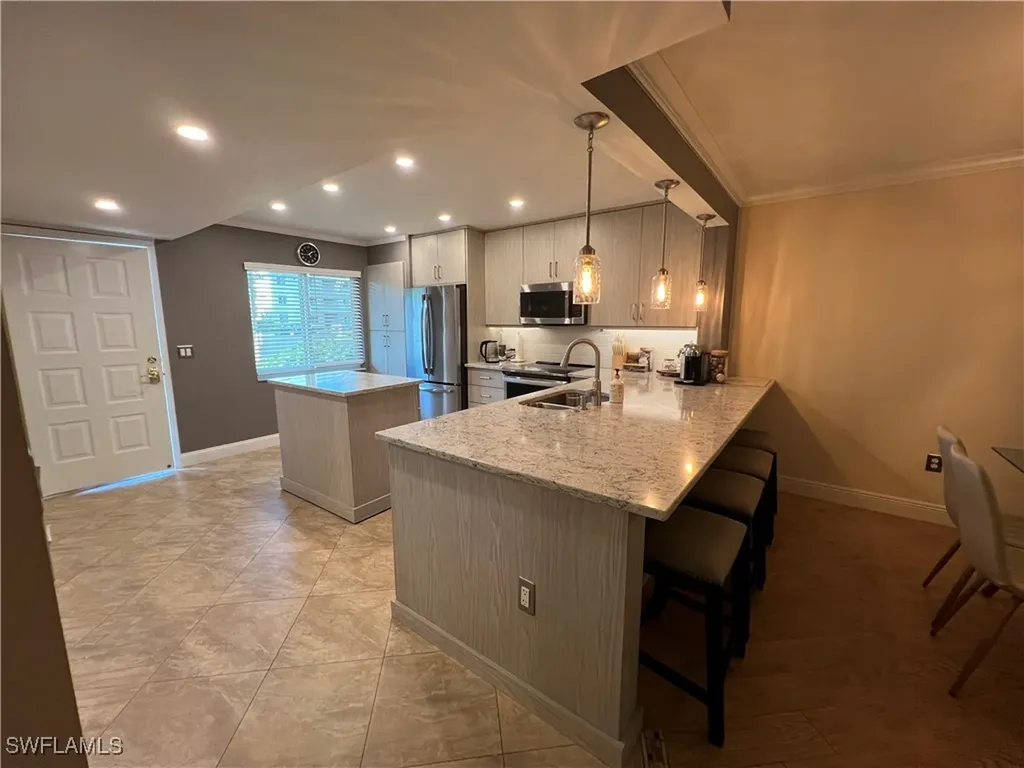 3051 Sandpiper Bay Circle Naples FL 34112