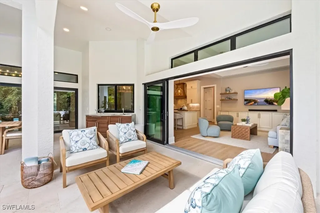 226 Monterey Drive Naples FL 34119