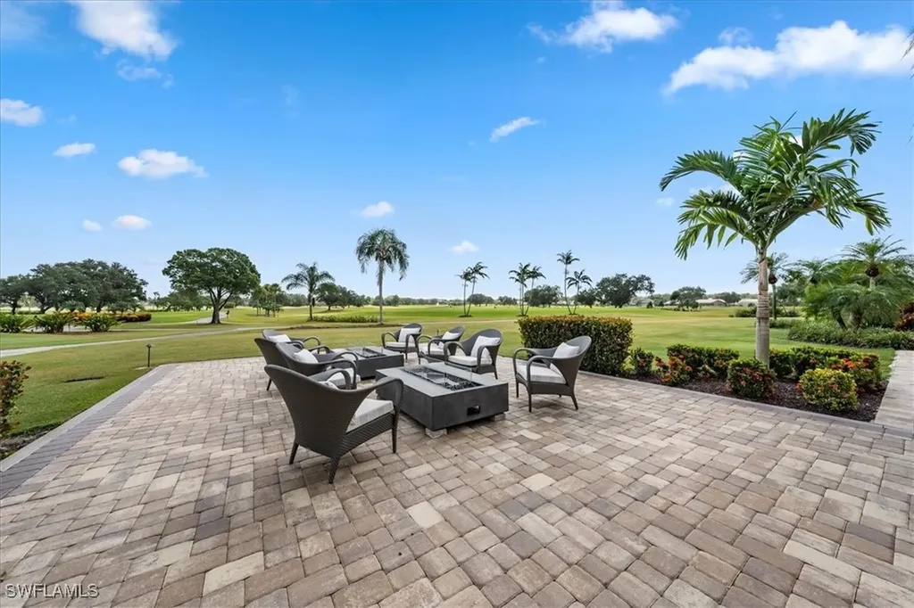 226 Monterey Drive Naples FL 34119