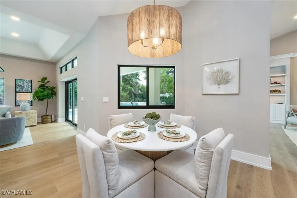 226 Monterey Drive Naples FL 34119