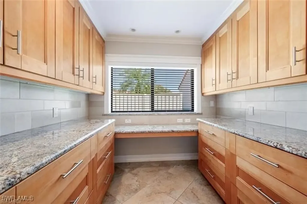551 Beachwalk Circle Naples FL 34108