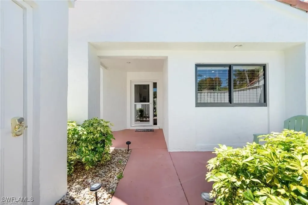551 Beachwalk Circle Naples FL 34108