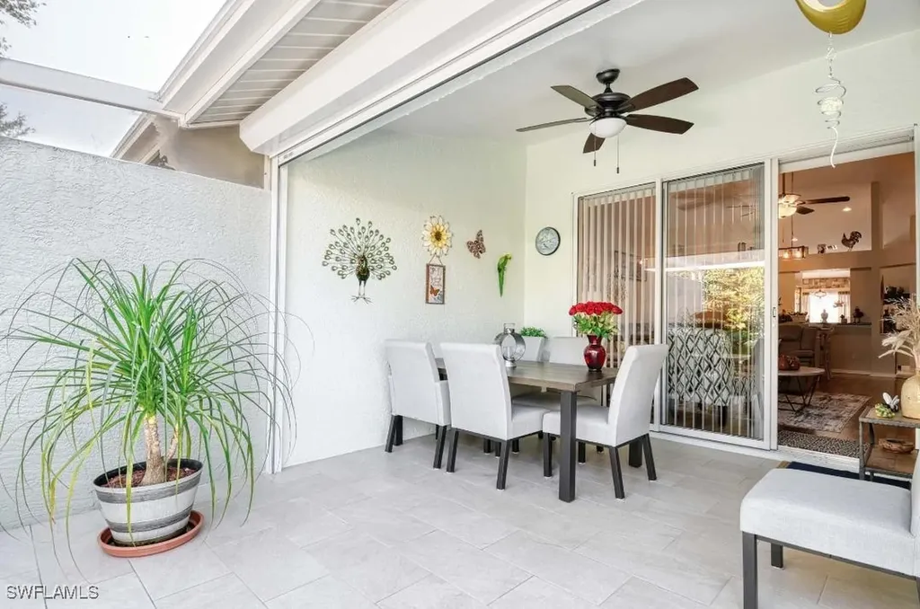 1708 Royal Circle Naples FL 34112
