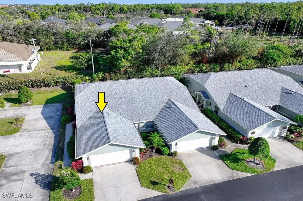 1708 Royal Circle Naples FL 34112