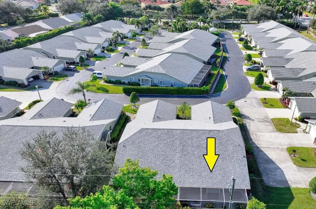 1708 Royal Circle Naples FL 34112