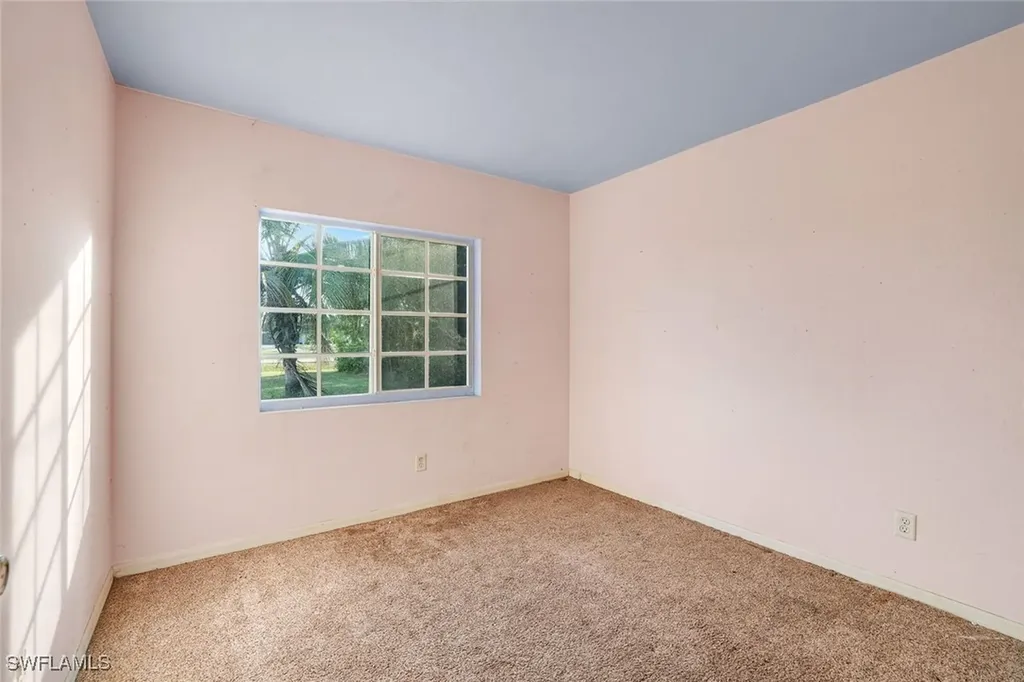 2655 47th Avenue NE Naples FL 34120