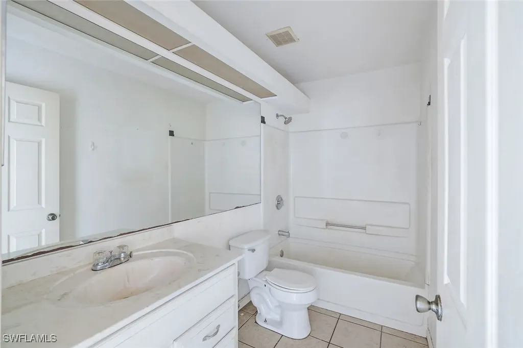 2655 47th Avenue NE Naples FL 34120