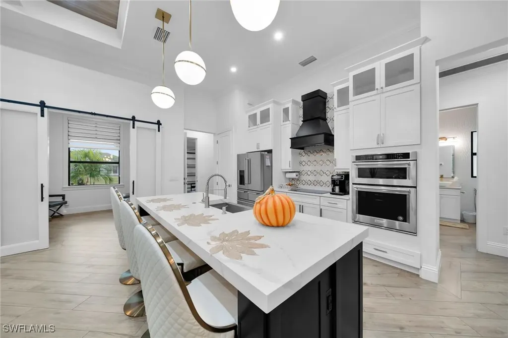 425 SE 15th Street Cape Coral FL 33990