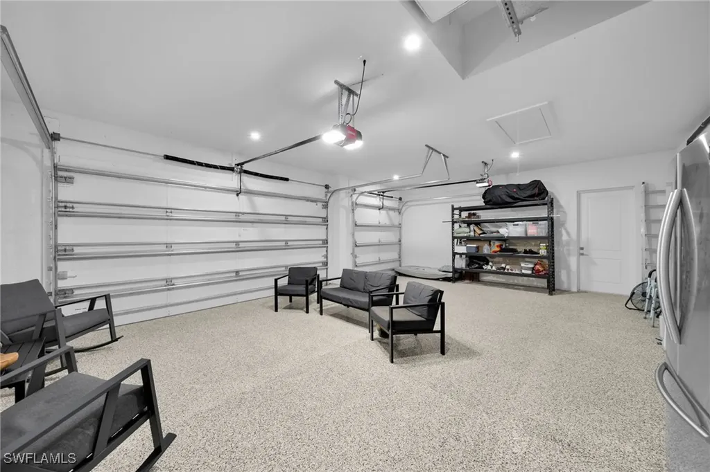 425 SE 15th Street Cape Coral FL 33990