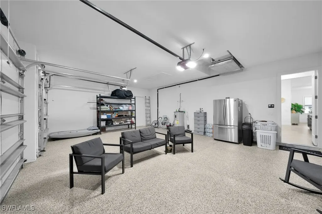 425 SE 15th Street Cape Coral FL 33990