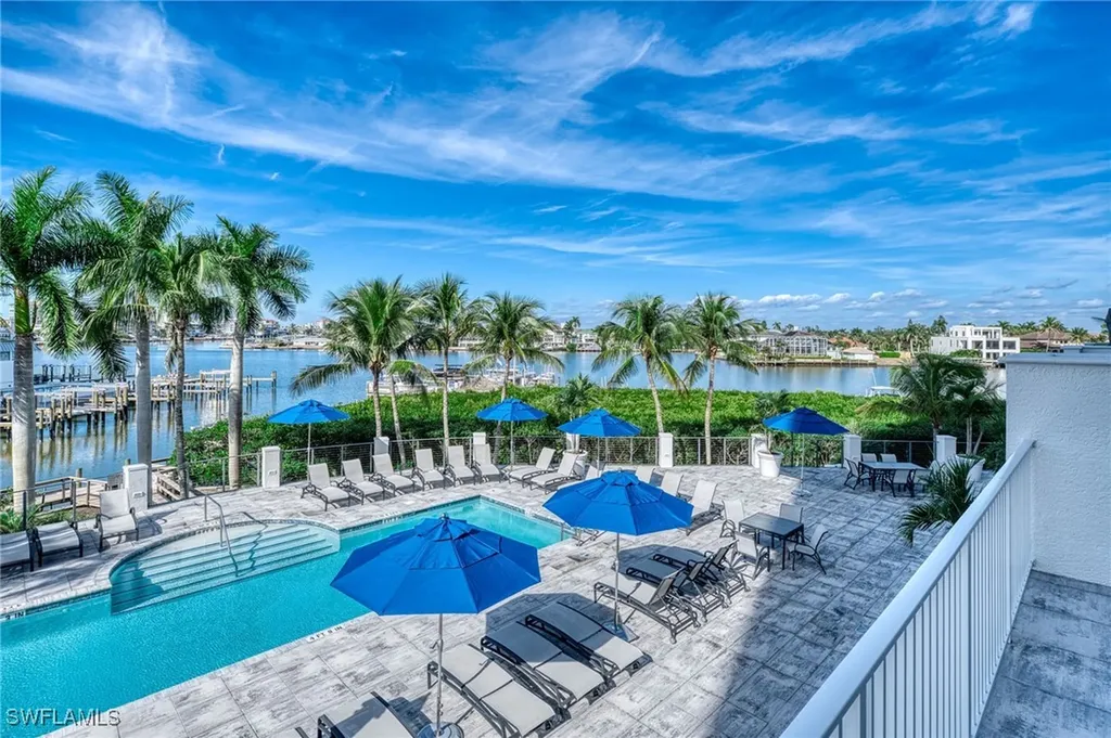 400 Flagship Drive Naples FL 34108