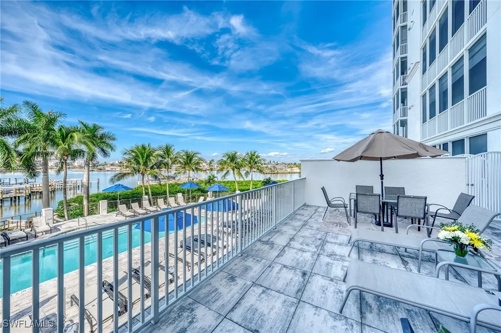 400 Flagship Drive Naples FL 34108