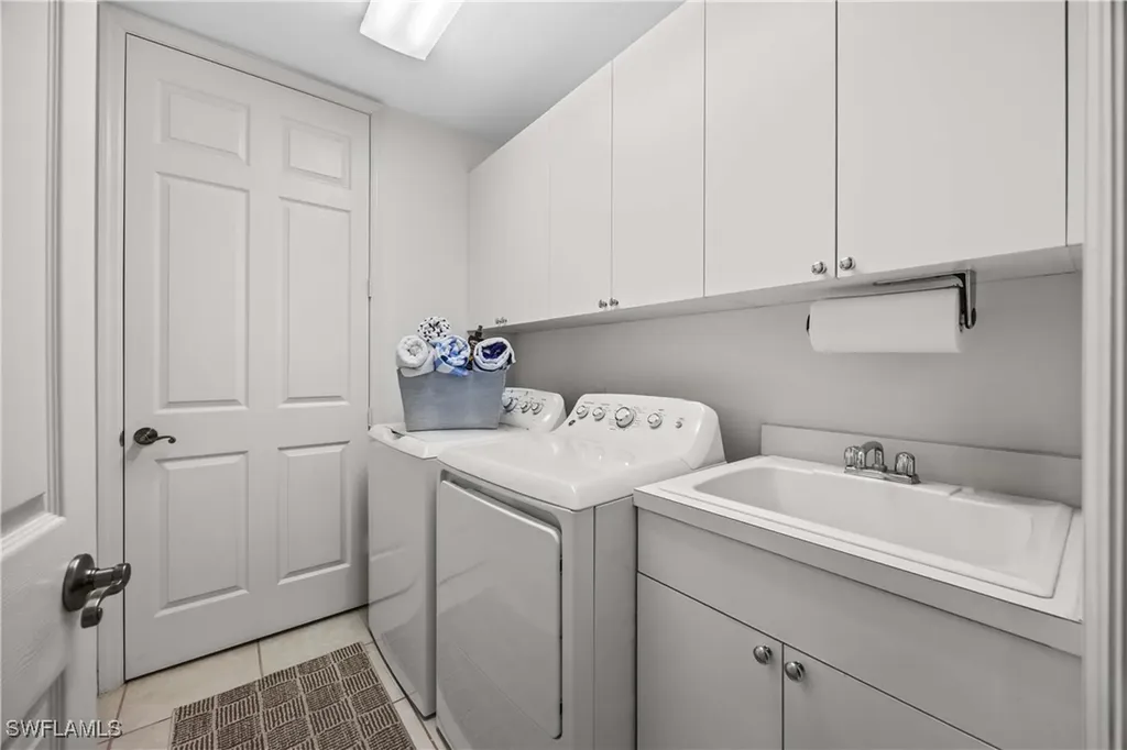 400 Flagship Drive Naples FL 34108