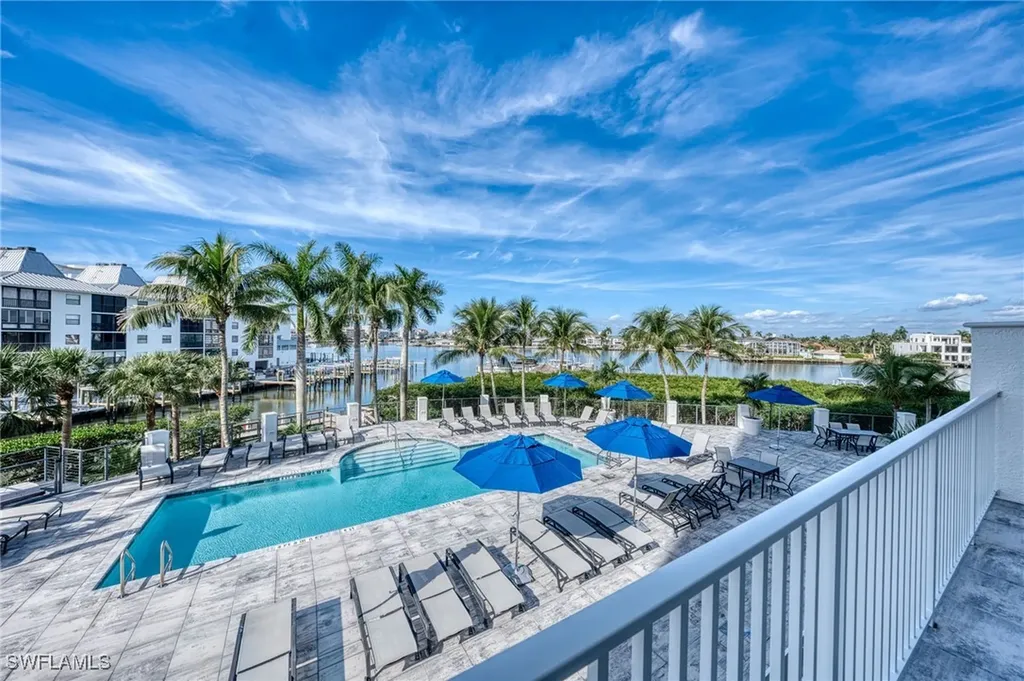 400 Flagship Drive Naples FL 34108