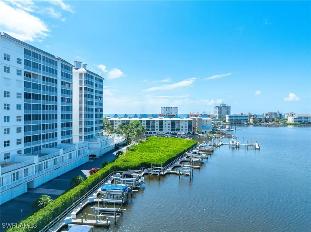 400 Flagship Drive Naples FL 34108