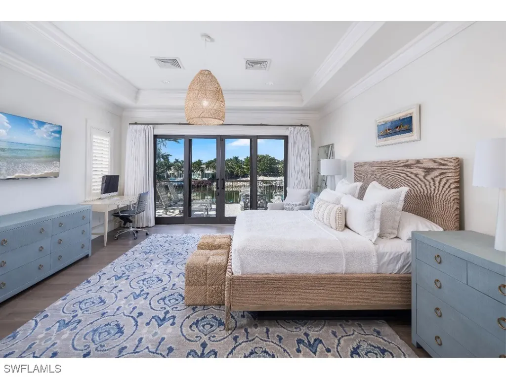 3430 Gin Lane Naples FL 34102