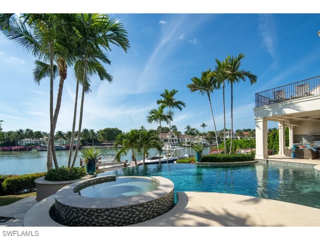 3430 Gin Lane Naples FL 34102