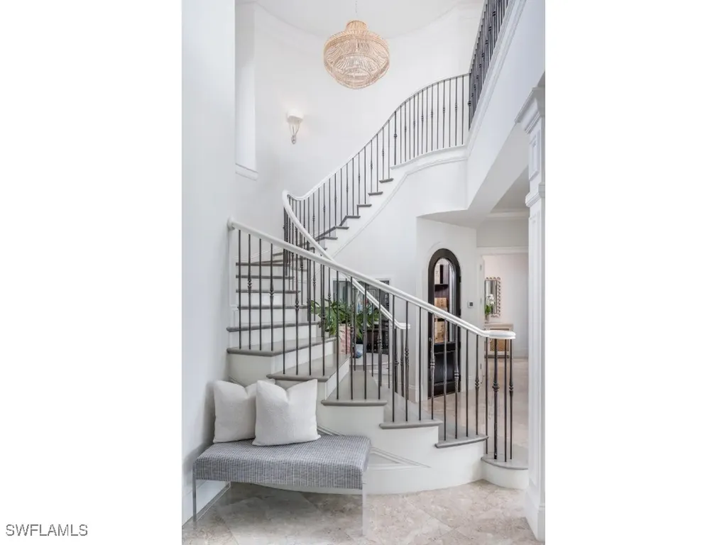 3430 Gin Lane Naples FL 34102