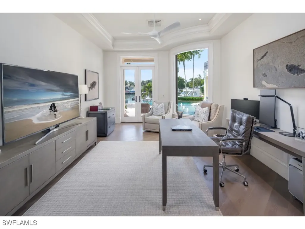 3430 Gin Lane Naples FL 34102