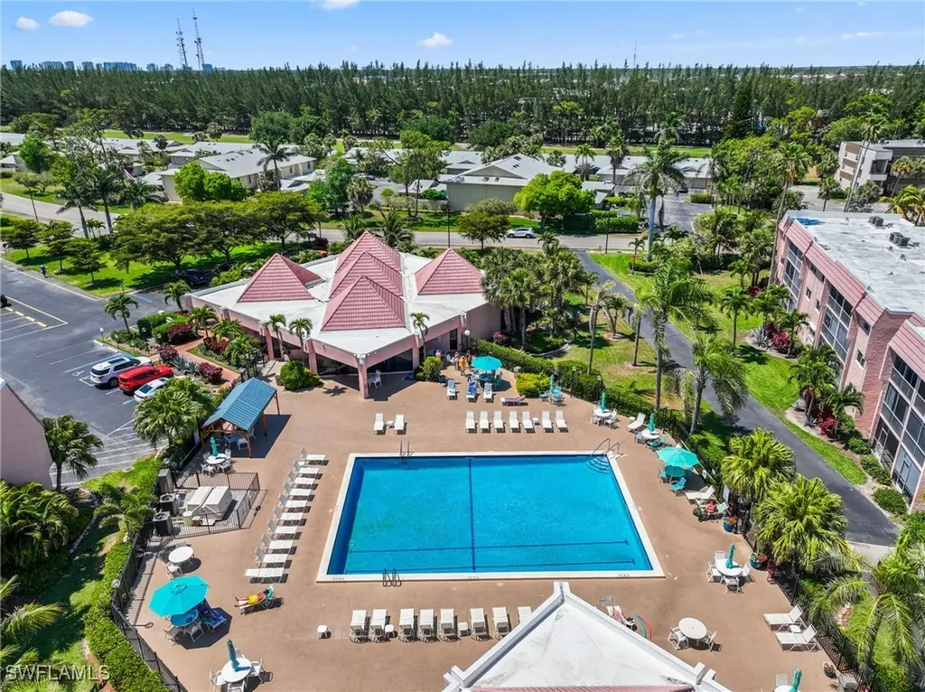 200 Forest Lakes Boulevard Naples FL 34105