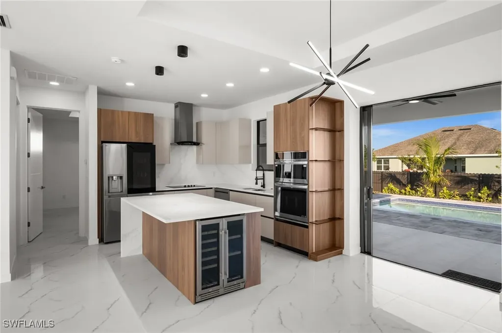 2827 NW 13th Street Cape Coral FL 33993