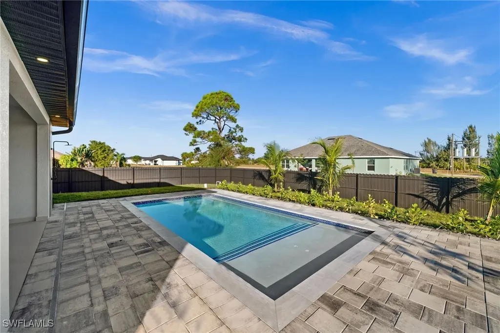 2827 NW 13th Street Cape Coral FL 33993