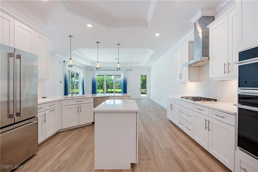 14661 Liesl Court E Naples FL 34109
