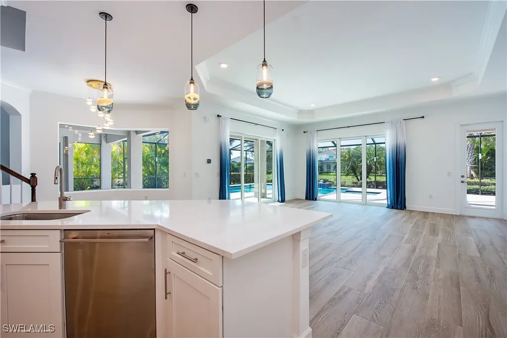 14661 Liesl Court E Naples FL 34109