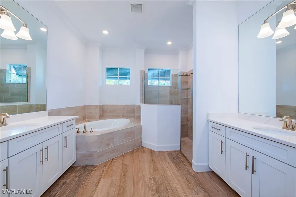 14661 Liesl Court E Naples FL 34109