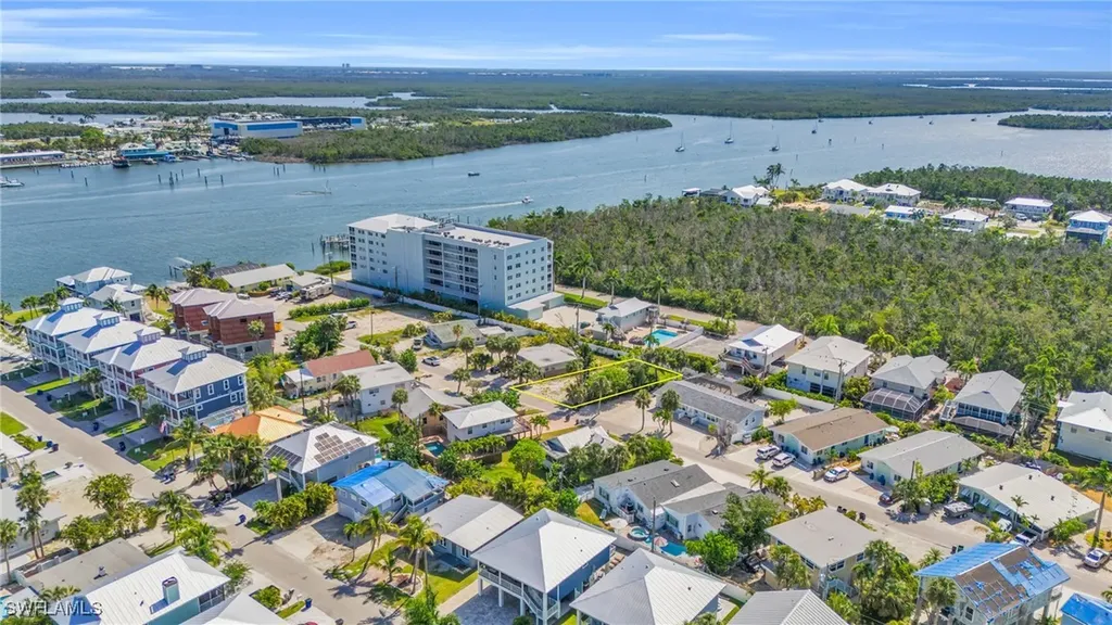250 Fairweather Lane Fort Myers Beach FL 33931