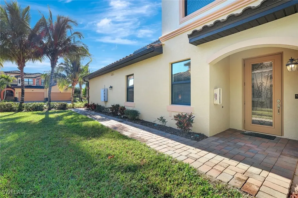 17300 Cherrywood Court Bonita Springs FL 34135