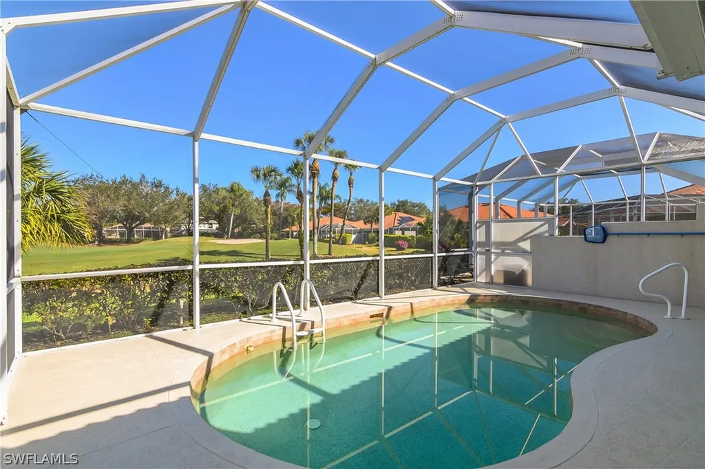 2045 Crestview Way Naples FL 34119