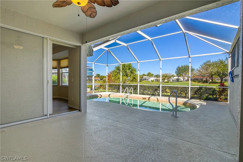 2045 Crestview Way Naples FL 34119