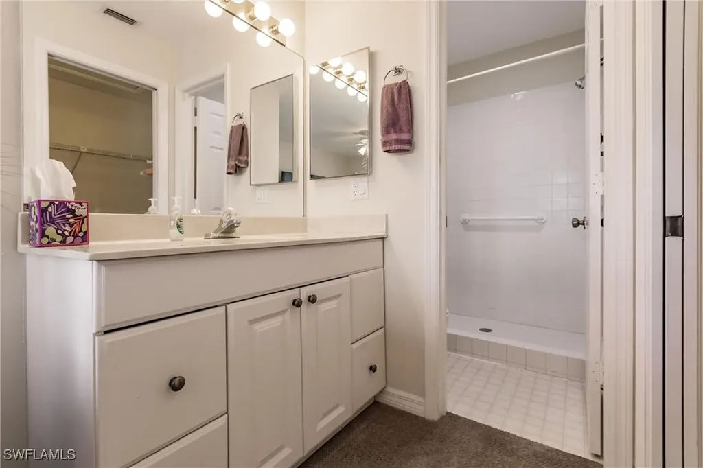 1315 Mainsail Drive Naples FL 34114