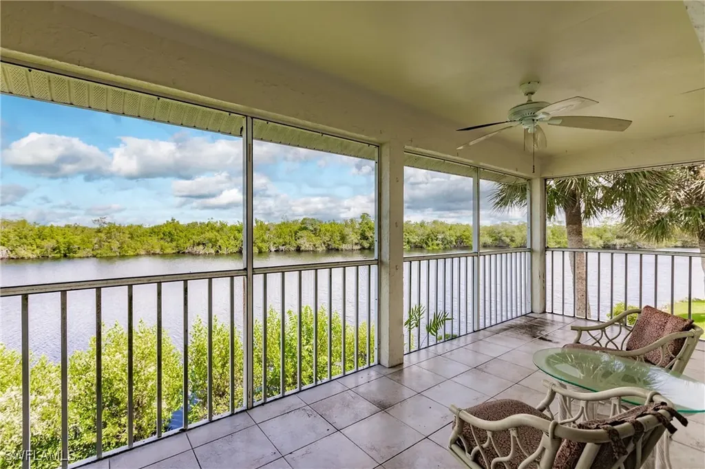 1315 Mainsail Drive Naples FL 34114