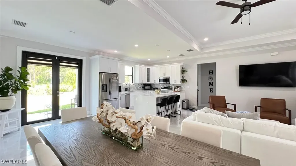 3459 27th Avenue NE Naples FL 34120