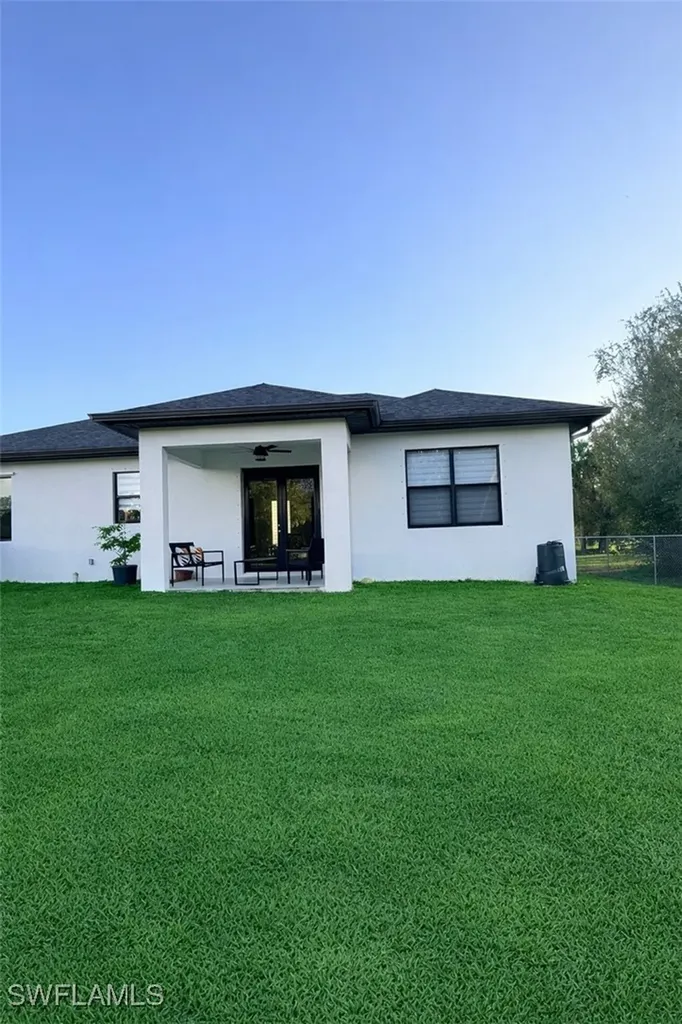 3459 27th Avenue NE Naples FL 34120