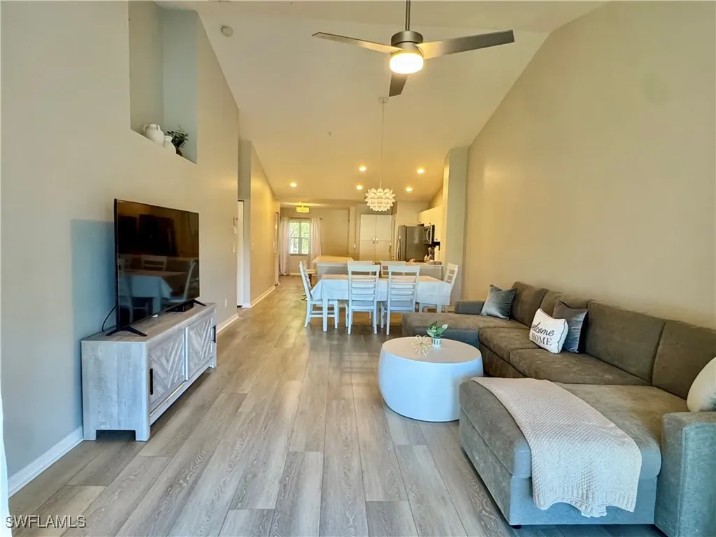 5045 Cedar Springs Drive Naples FL 34110
