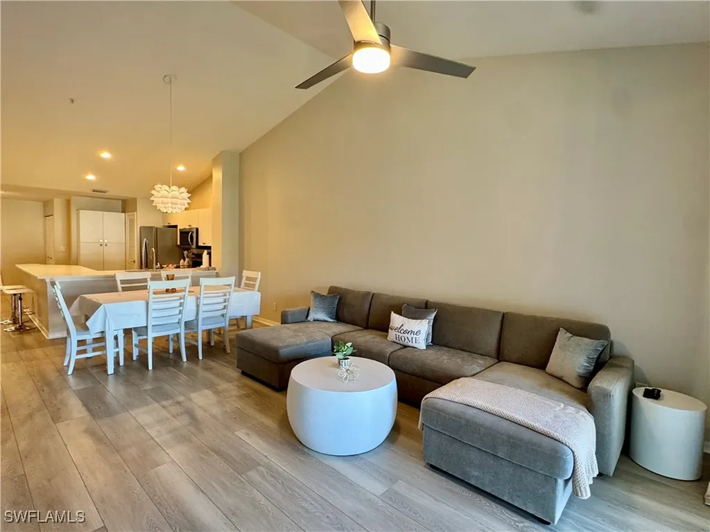 5045 Cedar Springs Drive Naples FL 34110