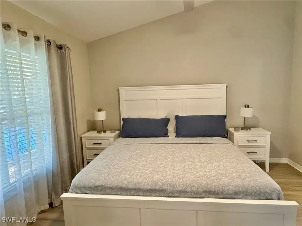5045 Cedar Springs Drive Naples FL 34110