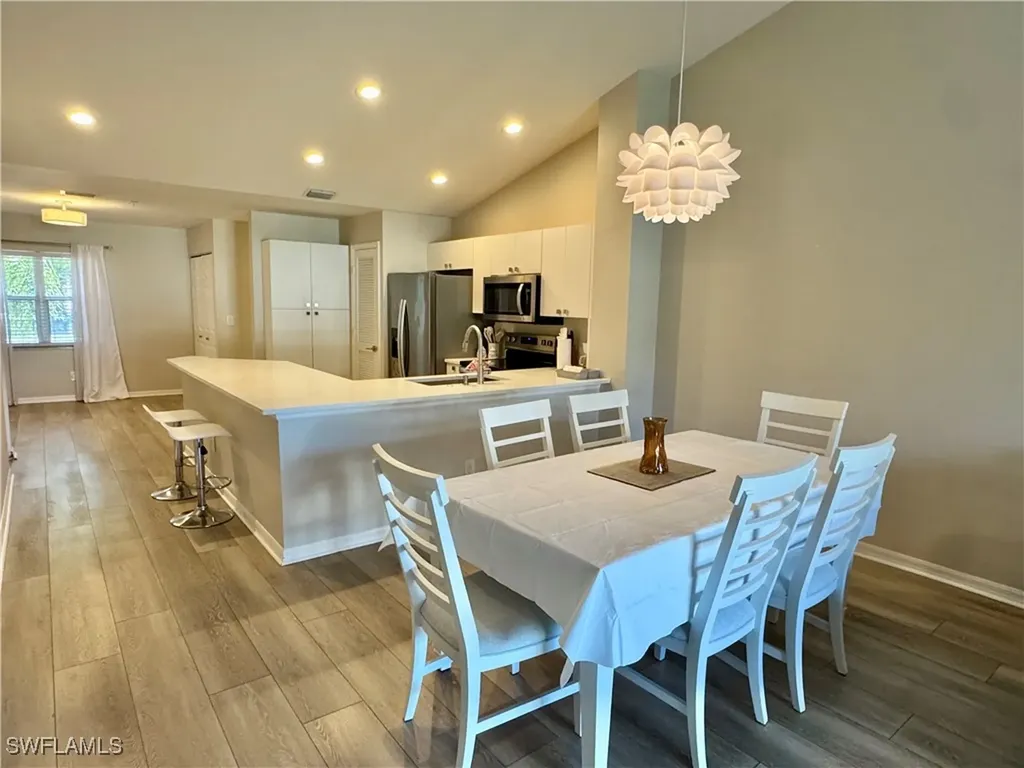5045 Cedar Springs Drive Naples FL 34110