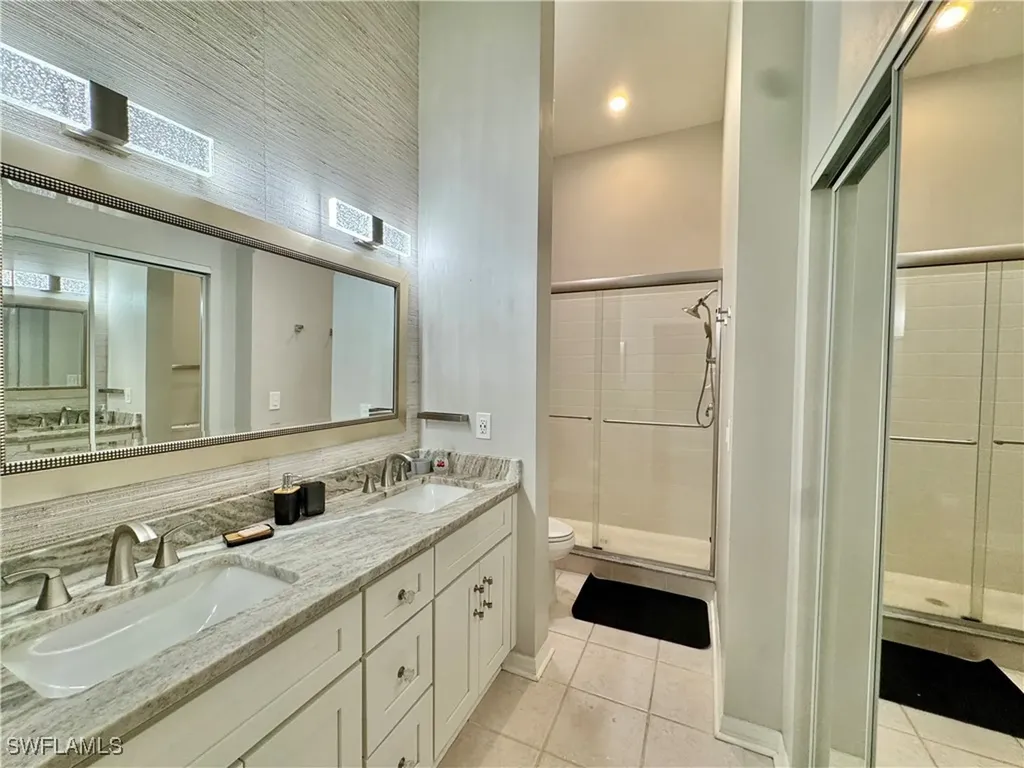 5045 Cedar Springs Drive Naples FL 34110